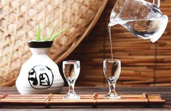 中秋酒禮丨月已滿，杯莫空，佳節(jié)有酒萬事足！509.jpg